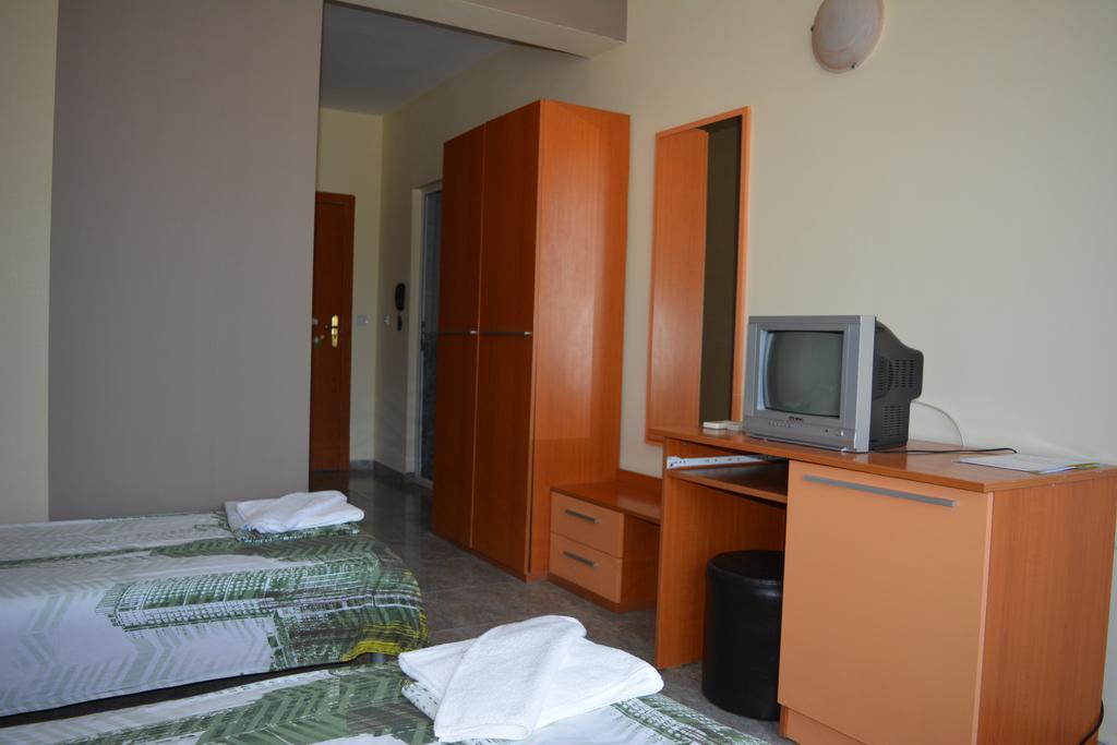 סאני ביץ' Hotel Prestige House מראה חיצוני תמונה